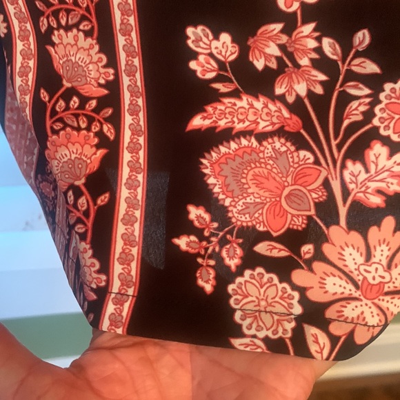 NWT: LOFT Sleeveless Top - Picture 4 of 10